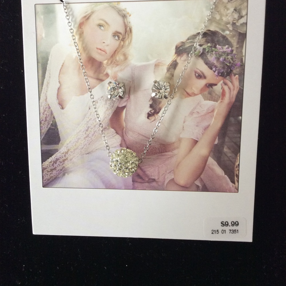 Crystal Ball &/Earring Set